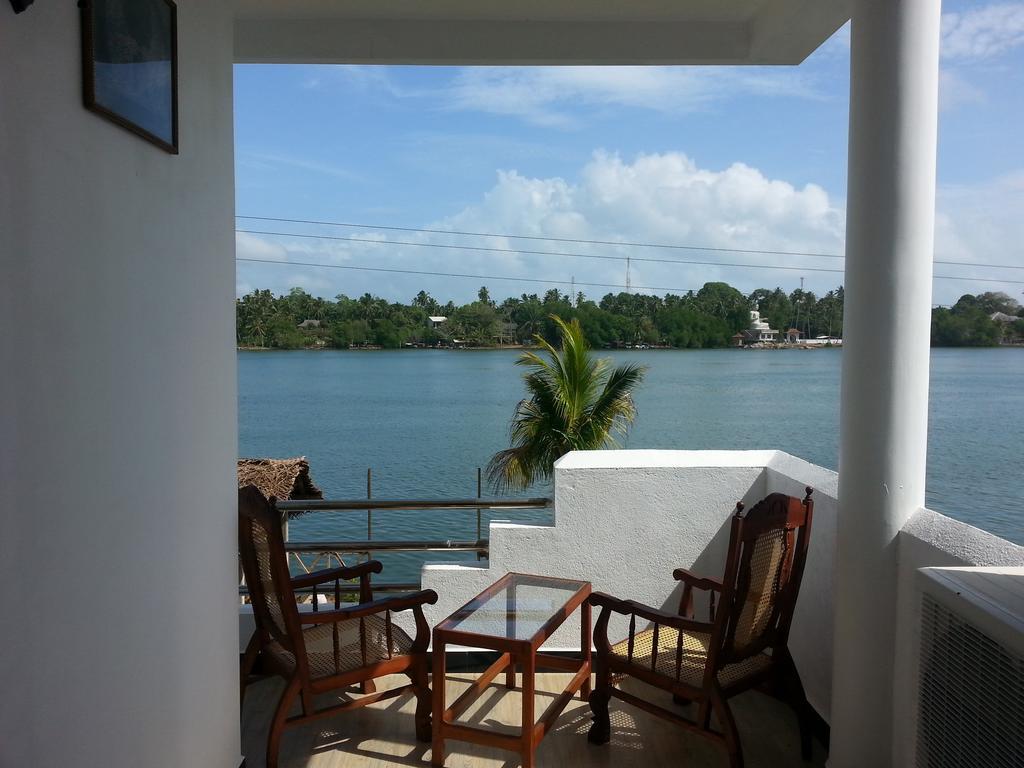 Villa River View Aluthgama Dış mekan fotoğraf